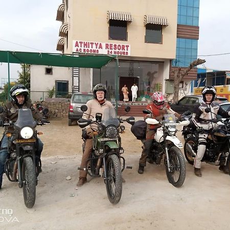 Athitya Hotel And Resort Sikar Exterior foto